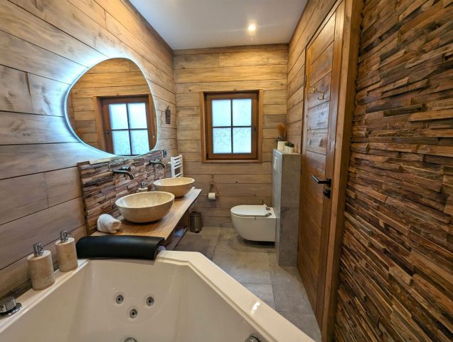 Chalet La Boutame – Villard-Reculas Alpe d’Huez Grand Domaine – Salle de bains « Les Rousses »