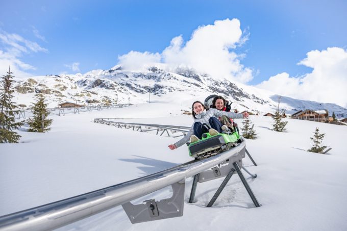 Luge sur rail amis