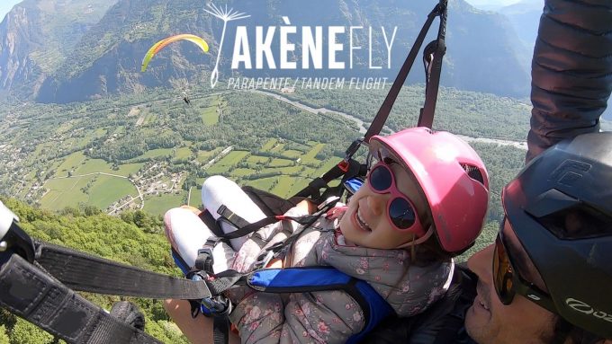 Akènefly