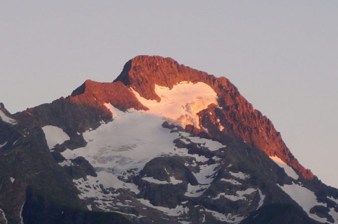 Couché de soleil sur le Glacier de la Muzelle.JPG