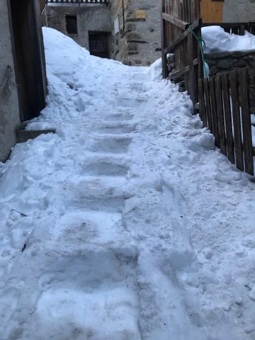 ruelle d’accès hiver