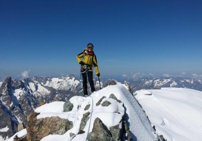 Randonnée glaciaire au Col de la Pyramide